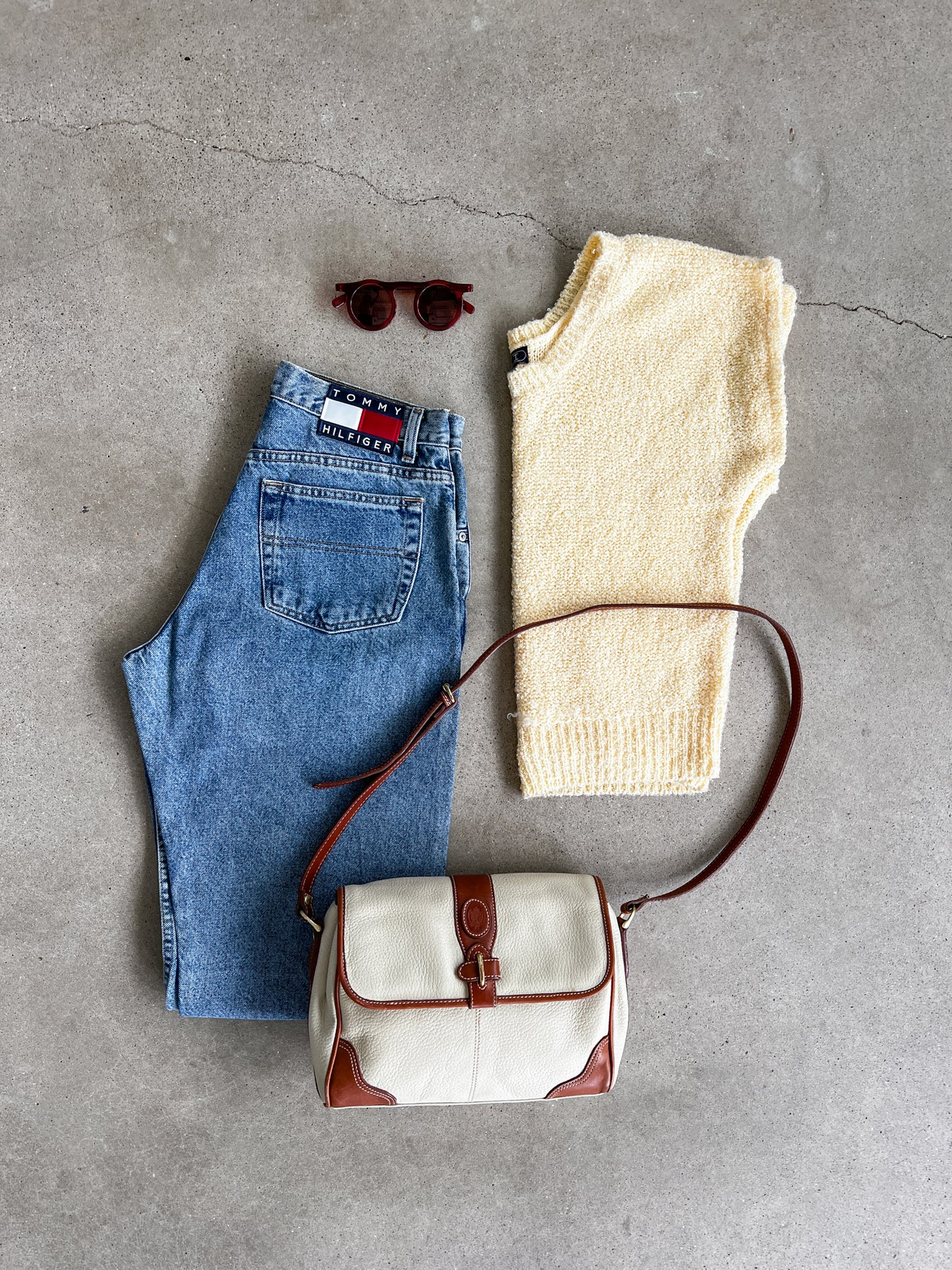 Liz Claiborne Cream Leather Purse